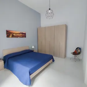 https://liz-house-toledo.hotels-amalfi.com