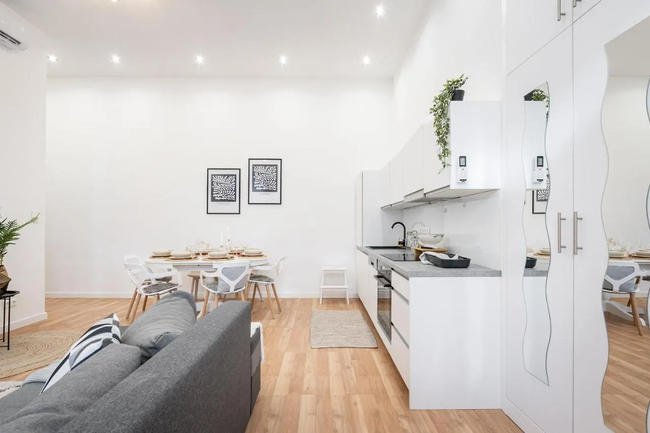 Budapest Eye Residence 0*,