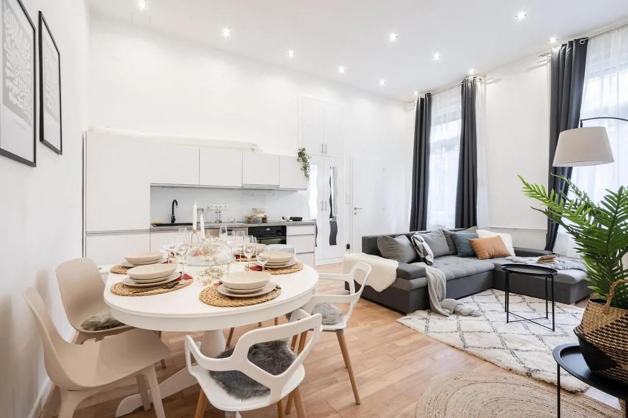 Budapest Eye Residence Apartment